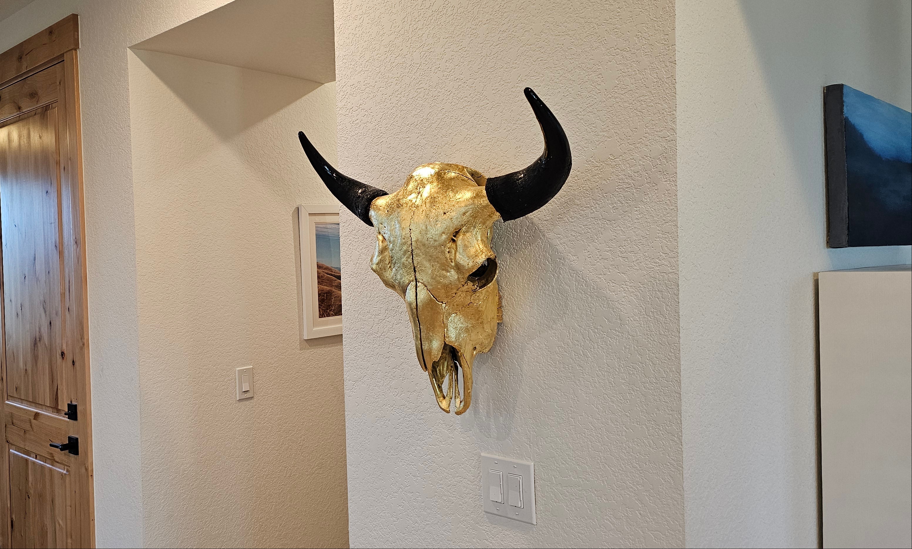 Buffalo Skull – 24K Gold Gilded Skull