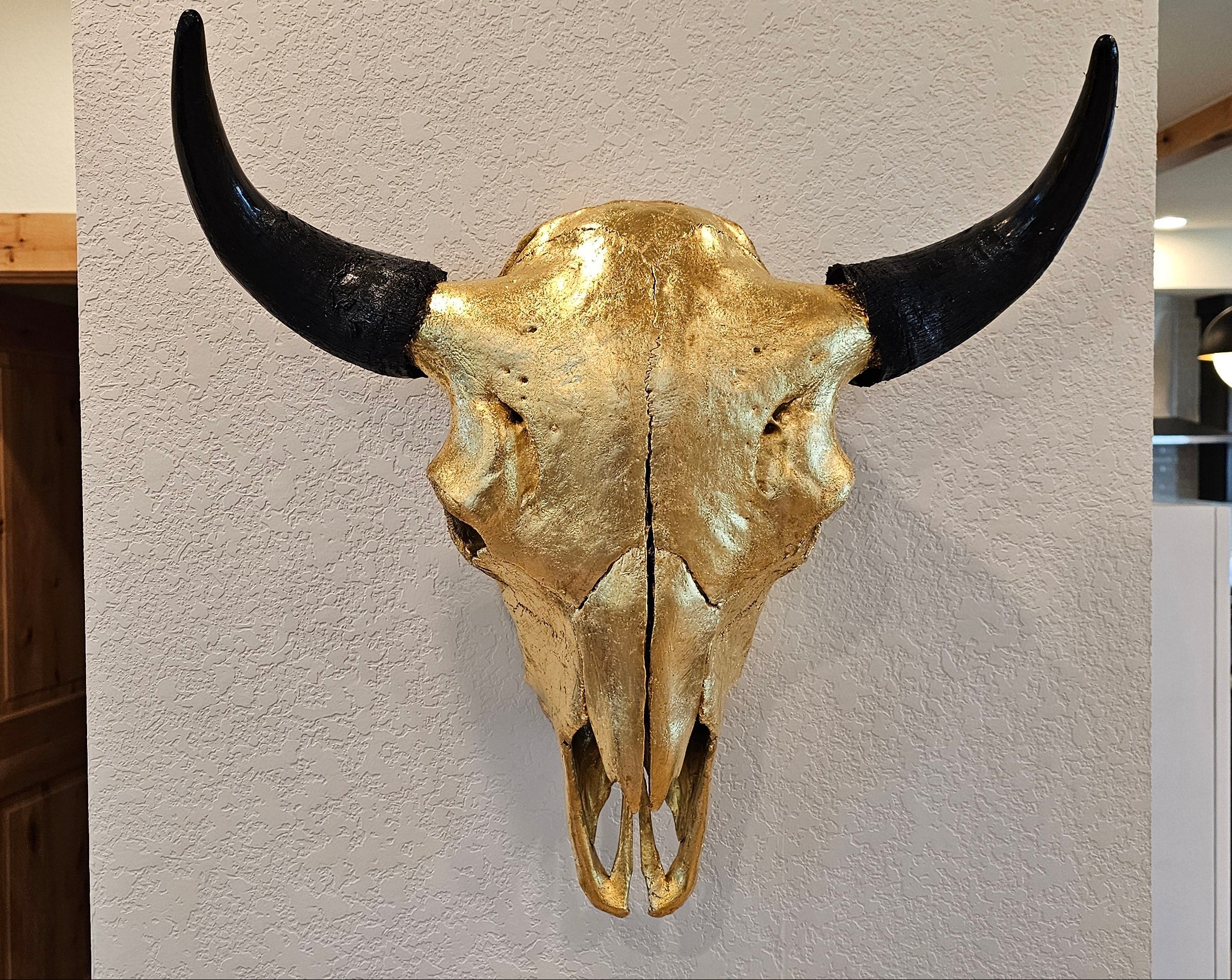 Buffalo Skull – 24K Gold Gilded Skull