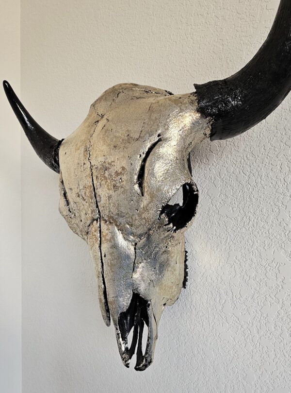Buffalo Skull–Pewter Leafed right